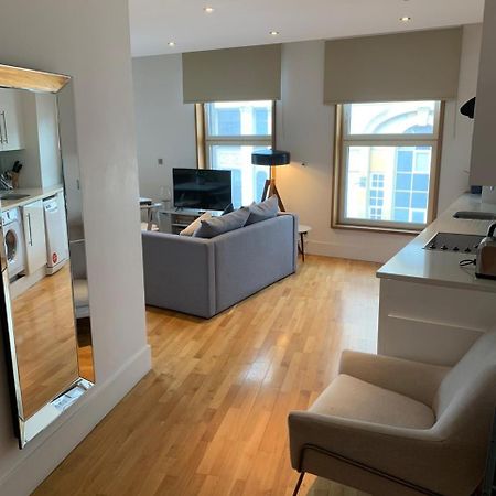 High Apartment In St James Piccadilly Cov10 런던 외부 사진